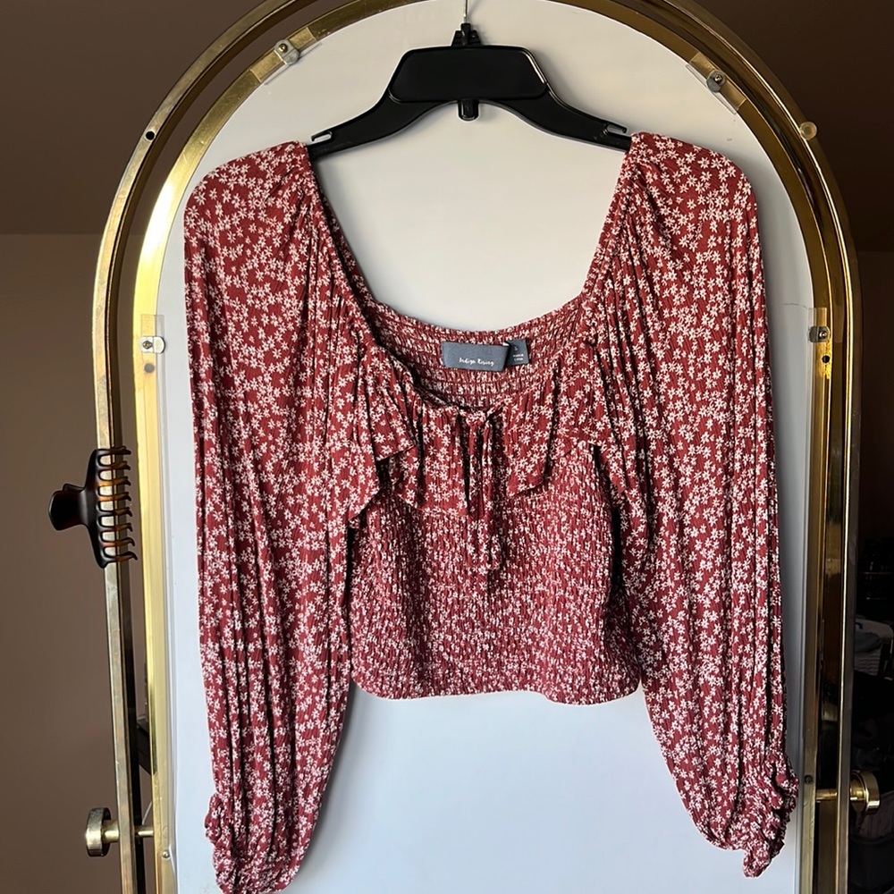 small flower print off the shoulder / square neck top